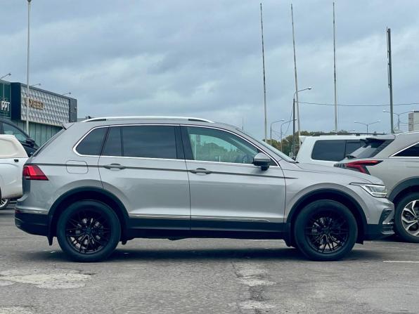 Volkswagen Tiguan II Рестайлинг с пробегом 2021 года, цена 2 270 000 рублей, 55300 км, внедорожник, Автокод Объявления