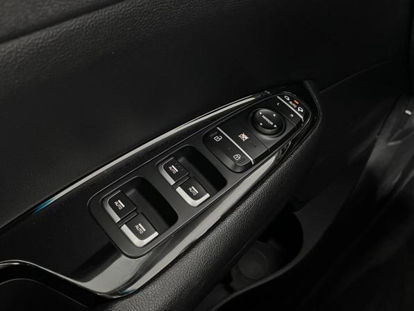 Kia Optima IV Рестайлинг с пробегом 2019 года, цена 1 872 900 рублей, 217114 км, седан, Автокод Объявления