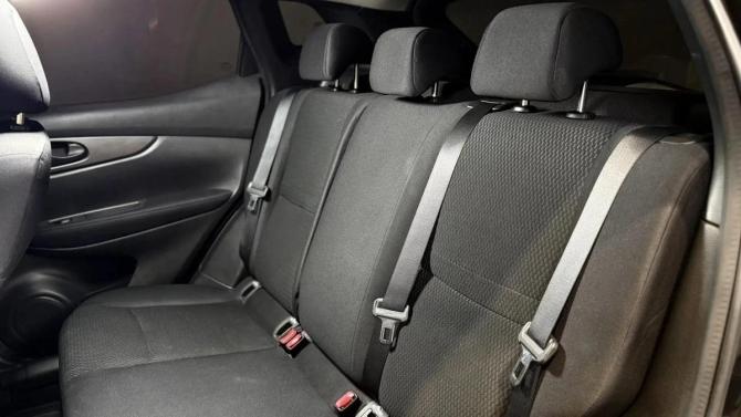 Nissan Qashqai II с пробегом 2017 года, цена 1 795 000 рублей, 112230 км, внедорожник, Автокод Объявления