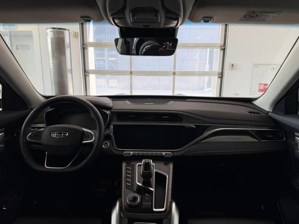 Geely Atlas Pro с пробегом 2023 года, цена 2 070 000 рублей, 59560 км, внедорожник, Автокод Объявления