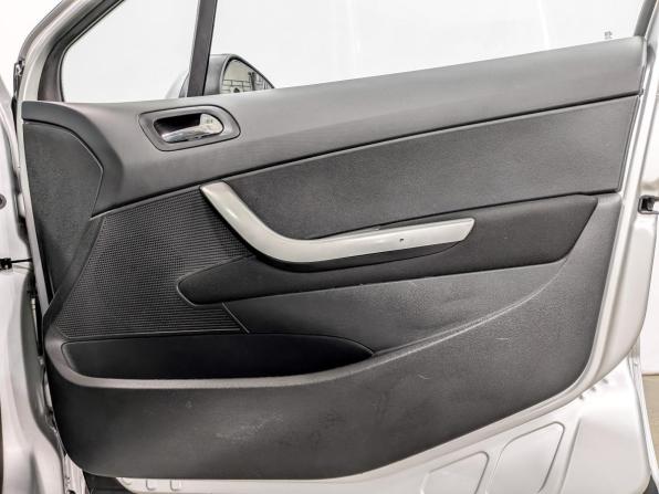 Peugeot 408 I Рестайлинг с пробегом 2017 года, цена 1 250 000 рублей, 57078 км, седан, Автокод Объявления