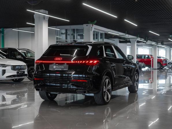 Audi Q5 III с пробегом 2026 года, цена 6 900 000 рублей, 49 км, внедорожник, Автокод Объявления
