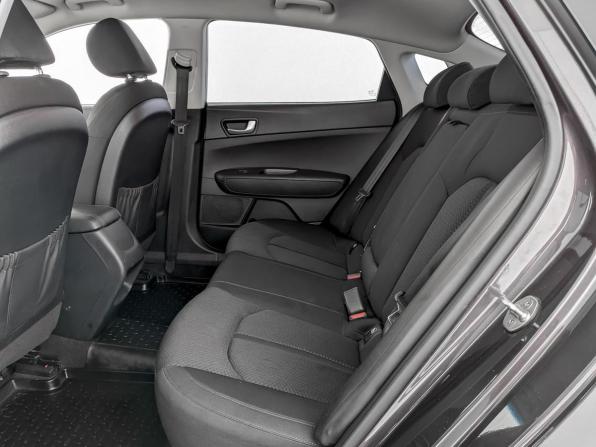 Kia Optima IV Рестайлинг с пробегом 2018 года, цена 1 880 000 рублей, 80210 км, седан, Автокод Объявления