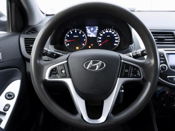 Hyundai Solaris I с пробегом 2013 года, цена 859 000 рублей, 122185 км, седан, Автокод Объявления