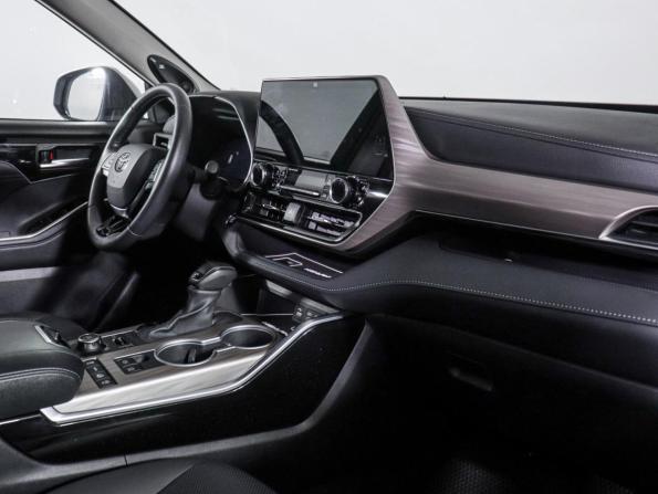 Toyota Highlander IV (XU70) с пробегом 2025 года, цена 4 699 000 рублей, 39336 км, внедорожник, Автокод Объявления