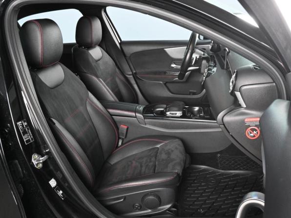 Mercedes-Benz A-Класс IV (W177) с пробегом 2018 года, цена 2 199 000 рублей, 131531 км, седан, Автокод Объявления