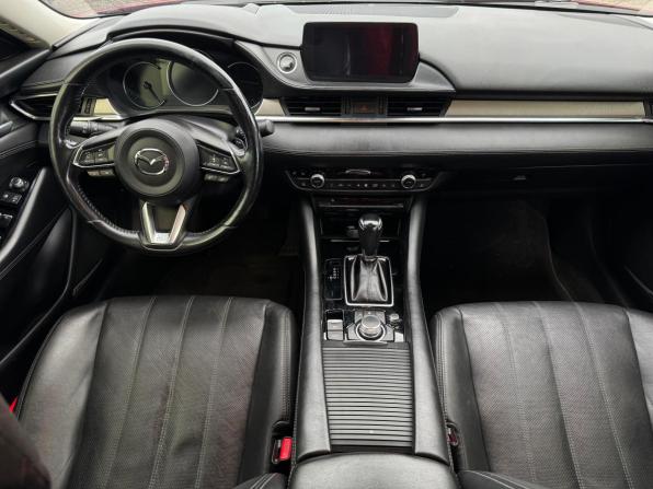 Mazda 6 III (GJ) Рестайлинг 2 с пробегом 2018 года, цена 1 810 000 рублей, 165443 км, седан, Автокод Объявления