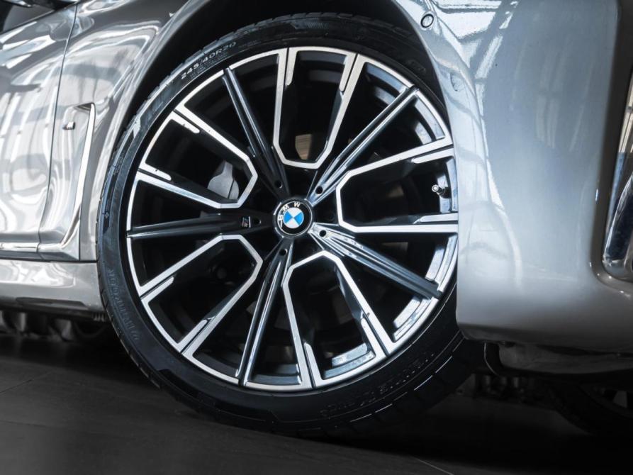 BMW 7 серии VI (G11/G12) Рестайлинг Тюмень  - изображение 13