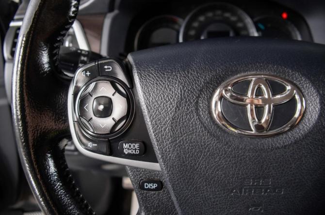 Toyota Camry VII (XV50) с пробегом 2014 года, цена 1 669 000 рублей, 220000 км, седан, Автокод Объявления