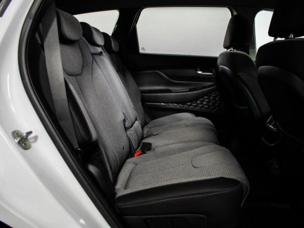 Hyundai Santa Fe IV с пробегом 2018 года, цена 2 620 000 рублей, 120000 км, внедорожник, Автокод Объявления