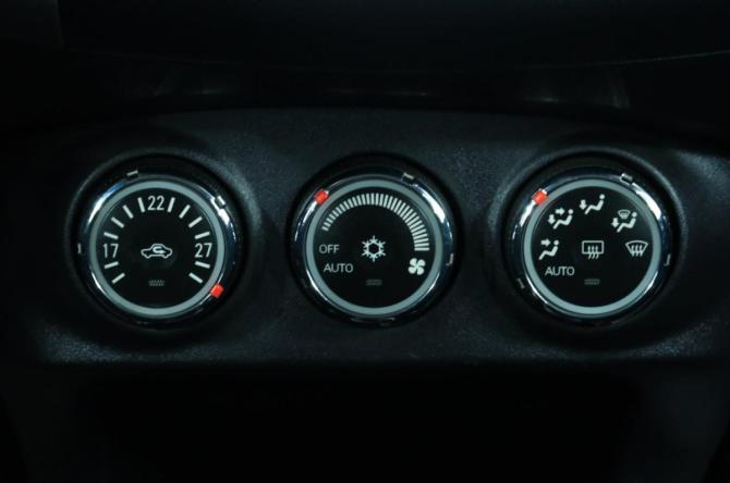 Mitsubishi Outlander II Рестайлинг с пробегом 2011 года, цена 1 339 000 рублей, 235000 км, внедорожник, Автокод Объявления