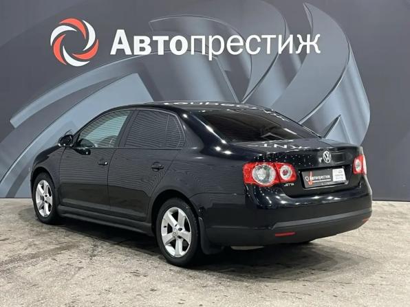Volkswagen Jetta V с пробегом 2010 года, цена 620 000 рублей, 181652 км, седан, Автокод Объявления