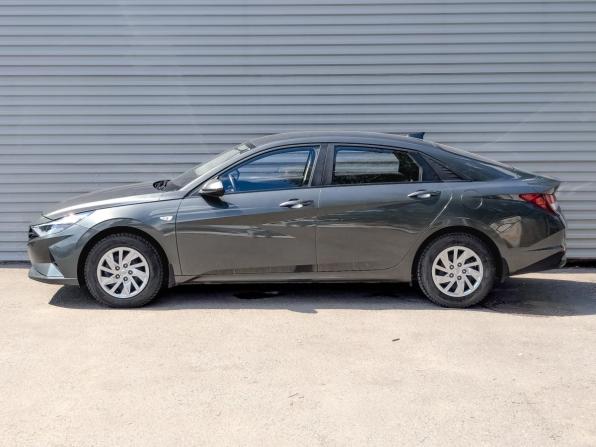Hyundai Elantra VII (CN7) с пробегом 2022 года, цена 2 075 000 рублей, 58326 км, седан, Автокод Объявления
