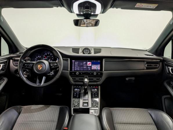 Porsche Macan I Рестайлинг 2 с пробегом 2022 года, цена 6 395 000 рублей, 43860 км, внедорожник, Автокод Объявления