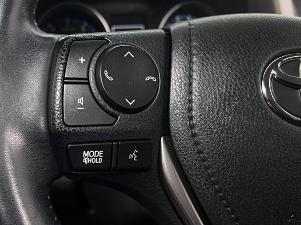 Toyota RAV4 IV (XA40) Рестайлинг с пробегом 2017 года, цена 2 750 000 рублей, 37513 км, внедорожник, Автокод Объявления