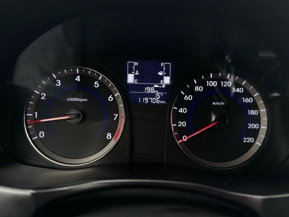 Hyundai Solaris I Рестайлинг с пробегом 2014 года, цена 999 000 рублей, 119700 км, седан, Автокод Объявления