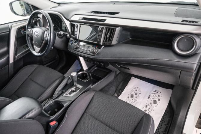Toyota RAV4 IV (XA40) Рестайлинг с пробегом 2017 года, цена 3 189 000 рублей, 113500 км, внедорожник, Автокод Объявления