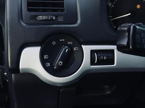 Skoda Octavia II (A5) Рестайлинг с пробегом 2011 года, цена 600 000 рублей, 273000 км, лифтбек, Автокод Объявления