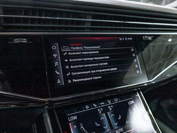 Audi Q8 I (4M) с пробегом 2021 года, цена 9 900 000 рублей, 49275 км, внедорожник, Автокод Объявления