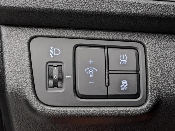 Hyundai Solaris II Рестайлинг с пробегом 2022 года, цена 1 699 000 рублей, 72047 км, седан, Автокод Объявления