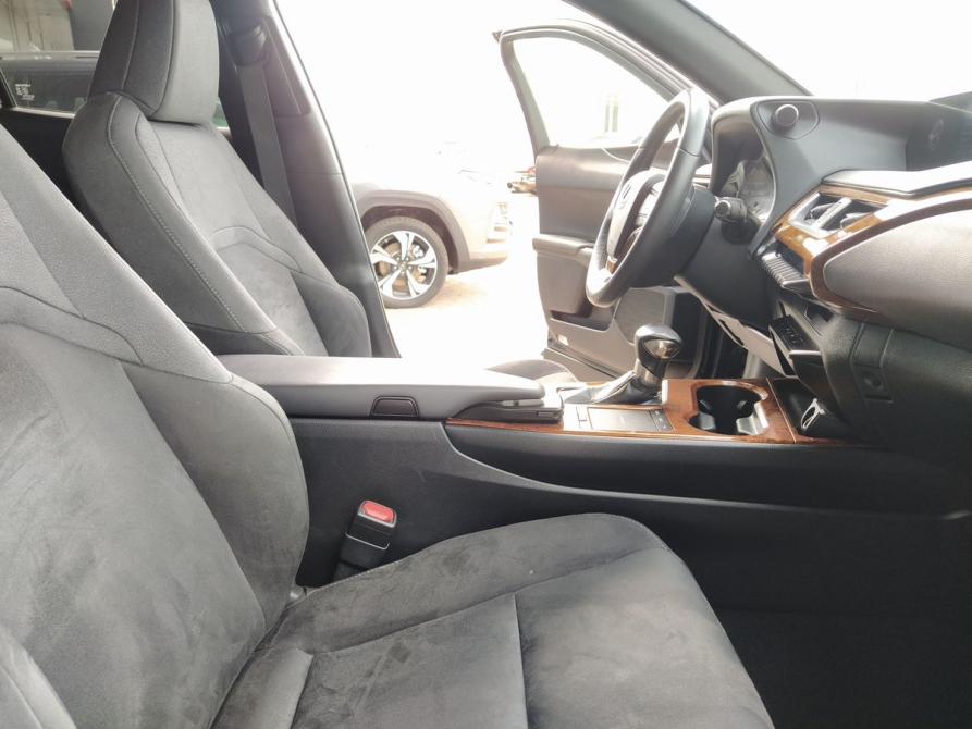 Lexus UX I Екатеринбург  - изображение 20