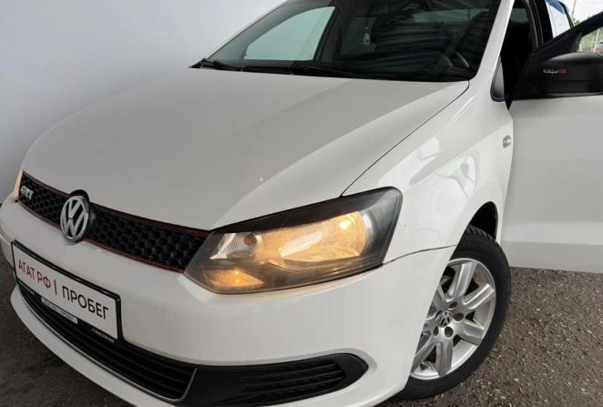 Volkswagen Polo V с пробегом 2013 года, цена 619 000 рублей, 247975 км, седан, Автокод Объявления