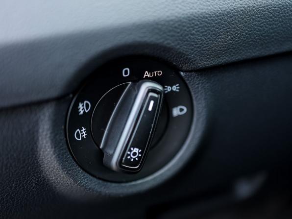 Skoda Octavia III (A7) Рестайлинг с пробегом 2018 года, цена 1 759 000 рублей, 184680 км, лифтбек, Автокод Объявления