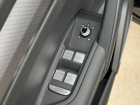 Audi Q5 II (FY) Рестайлинг с пробегом 2025 года, цена 5 450 000 рублей, 25 км, внедорожник, Автокод Объявления