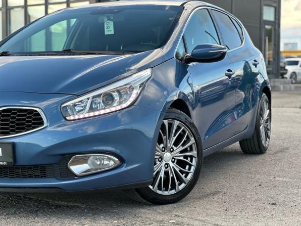 Kia Ceed II с пробегом 2013 года, цена 920 000 рублей, 210000 км, хэтчбек, Автокод Объявления