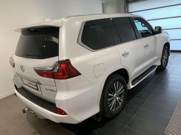 Lexus LX III Рестайлинг 2 с пробегом 2019 года, цена 6 099 000 рублей, 308957 км, внедорожник, Автокод Объявления