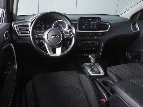 Kia Ceed III с пробегом 2020 года, цена 1 815 000 рублей, 84134 км, хэтчбек, Автокод Объявления
