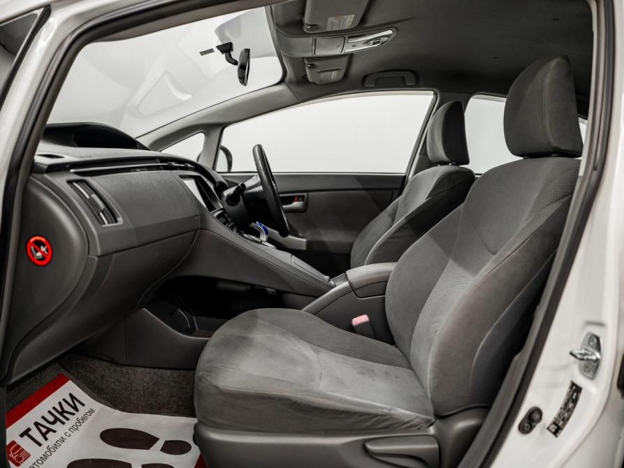 Toyota Prius III (XW30) Красноярск  - изображение 7