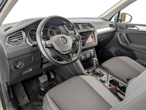 Volkswagen Tiguan II с пробегом 2020 года, цена 2 550 000 рублей, 69724 км, внедорожник, Автокод Объявления