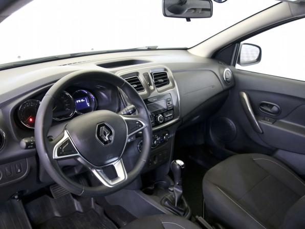 Renault Sandero II Рестайлинг с пробегом 2018 года, цена 1 090 000 рублей, 97500 км, хэтчбек, Автокод Объявления