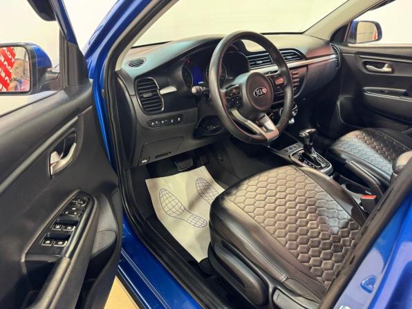 Kia Rio IV с пробегом 2017 года, цена 999 000 рублей, 161840 км, хэтчбек, Автокод Объявления