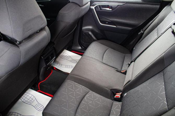 Toyota RAV4 V (XA50) с пробегом 2019 года, цена 3 259 000 рублей, 56000 км, внедорожник, Автокод Объявления