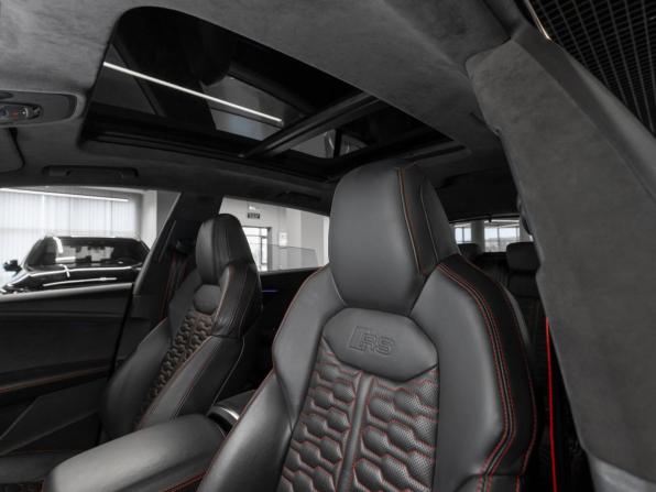 Audi RS Q8 I с пробегом 2021 года, цена 10 750 000 рублей, 82720 км, внедорожник, Автокод Объявления