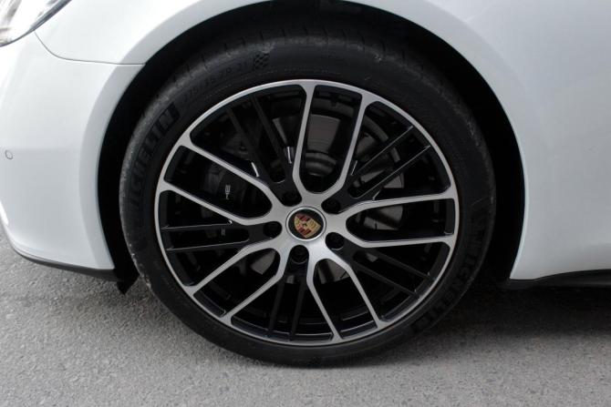 Porsche Panamera II Рестайлинг с пробегом 2020 года, цена 10 000 000 рублей, 39450 км, универсал, Автокод Объявления