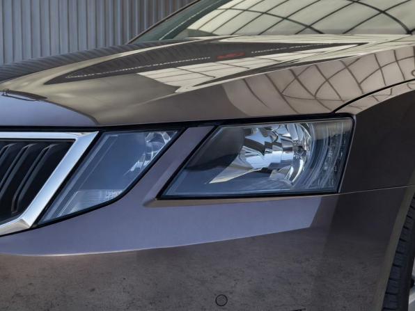 Skoda Octavia III (A7) Рестайлинг с пробегом 2019 года, цена 1 997 000 рублей, 61806 км, лифтбек, Автокод Объявления