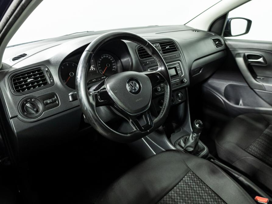Volkswagen Polo V Рестайлинг Санкт-Петербург  - изображение 11
