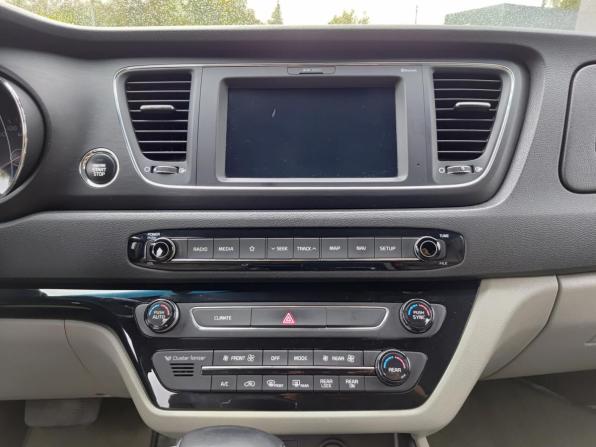 Kia Carnival III с пробегом 2019 года, цена 2 570 000 рублей, 203398 км, минивэн, Автокод Объявления
