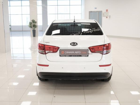 Kia Rio III Рестайлинг с пробегом 2016 года, цена 696 000 рублей, 273910 км, седан, Автокод Объявления