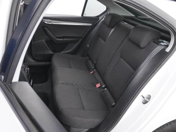 Skoda Octavia III (A7) Рестайлинг с пробегом 2019 года, цена 1 225 456 рублей, 162495 км, лифтбек, Автокод Объявления