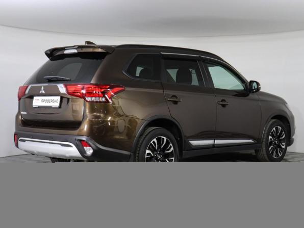 Mitsubishi Outlander III Рестайлинг 3 с пробегом 2021 года, цена 2 787 000 рублей, 82950 км, внедорожник, Автокод Объявления