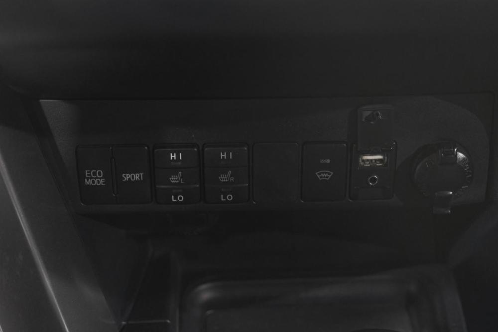 Toyota RAV4 IV (XA40) Рестайлинг Новокузнецк  - изображение 19
