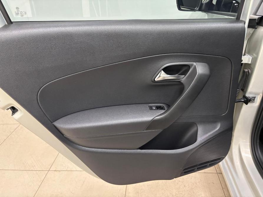 Volkswagen Polo V Альметьевск  - изображение 17