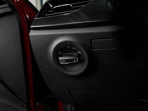 Skoda Rapid II с пробегом 2021 года, цена 2 140 000 рублей, 38974 км, лифтбек, Автокод Объявления