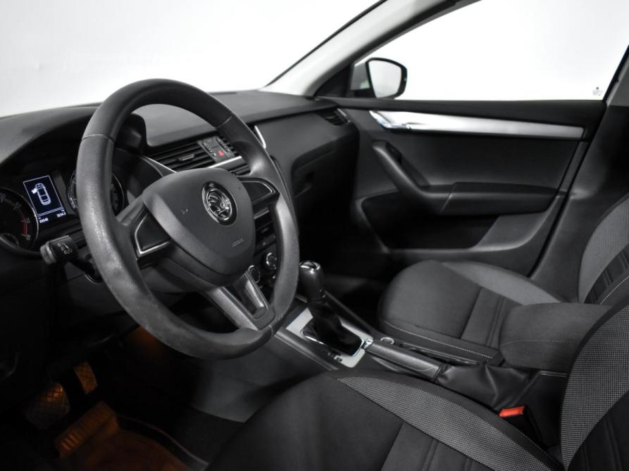 Skoda Octavia III (A7) Рестайлинг Санкт-Петербург  - изображение 9