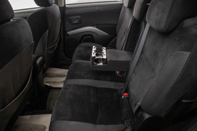 Mitsubishi Outlander II Рестайлинг с пробегом 2010 года, цена 1 249 000 рублей, 157000 км, внедорожник, Автокод Объявления