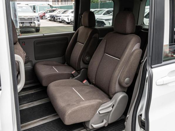 Honda Stepwgn V с пробегом 2016 года, цена 2 148 000 рублей, 64026 км, минивэн, Автокод Объявления